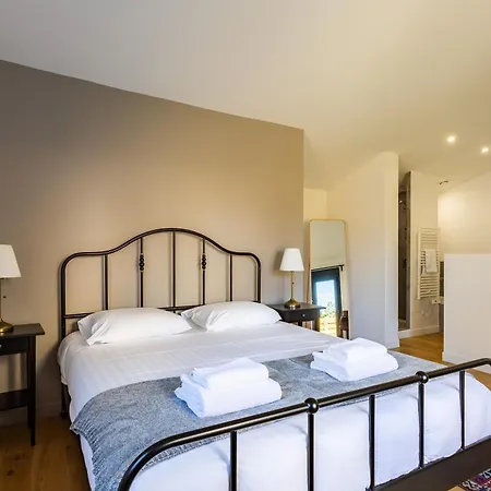 Maison Rosalie - *